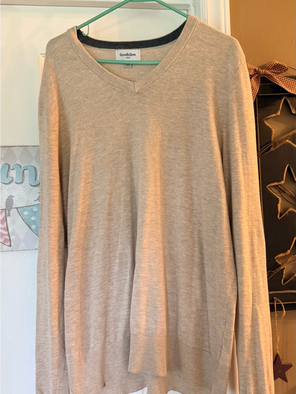 Goodfellow & Co. beige crewneck sweater